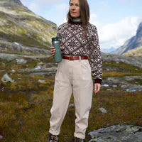 Storefjellgenser i 3-tråds Strikkegarn til dame